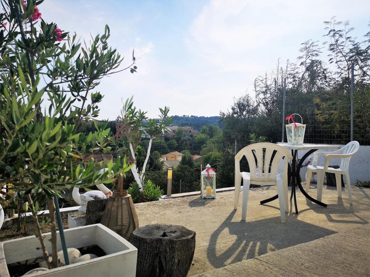 Kohili Retreat Peroulades Hébergement de vacances *